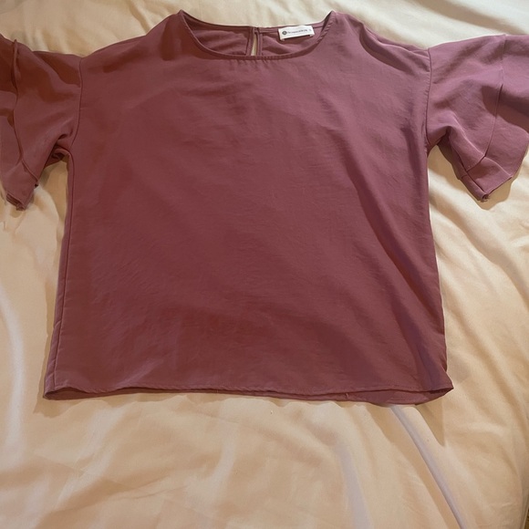 Elegant‎ Mauve Ruffle Sleeve Top - Picture 2 of 9